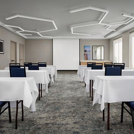 Hilton Garden Inn Colorado Springs North Екстериор снимка