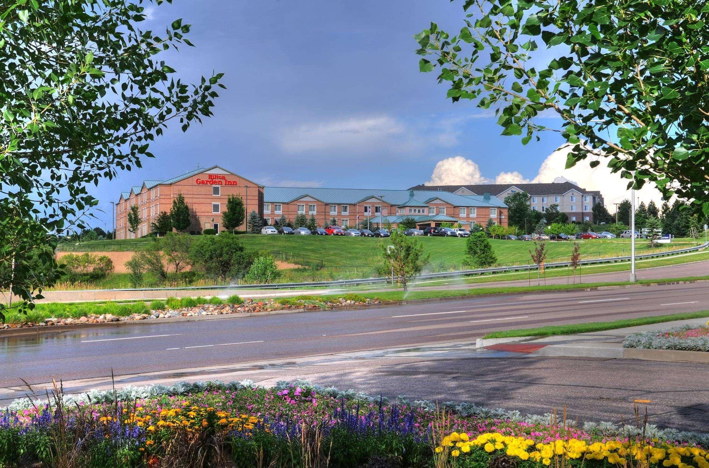 Hilton Garden Inn Колорадо Спрингс Екстериор снимка