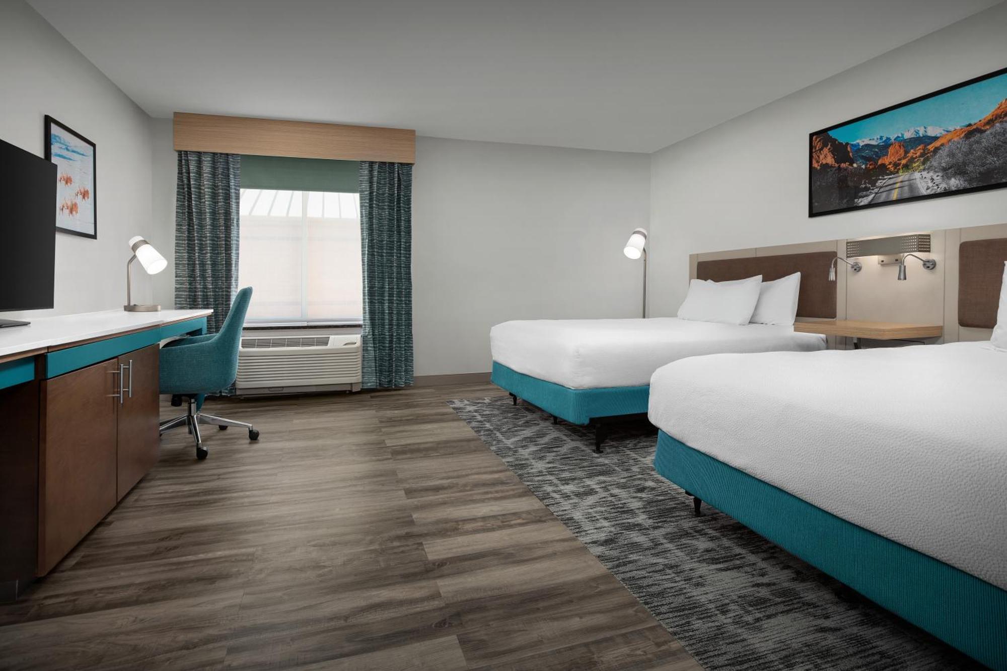 Hilton Garden Inn Colorado Springs North Екстериор снимка