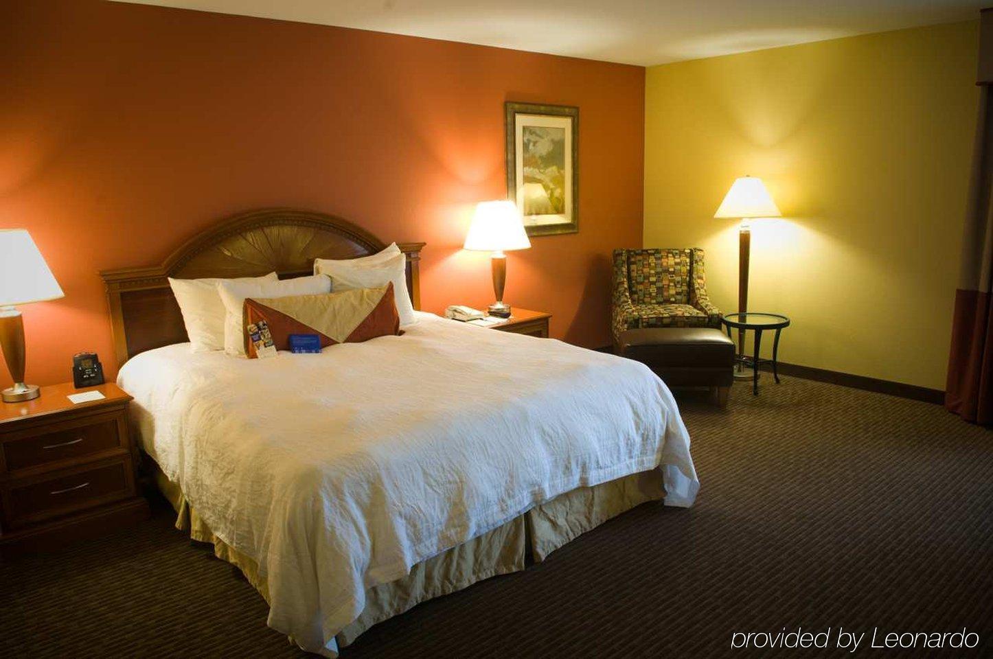 Hilton Garden Inn Colorado Springs North Екстериор снимка