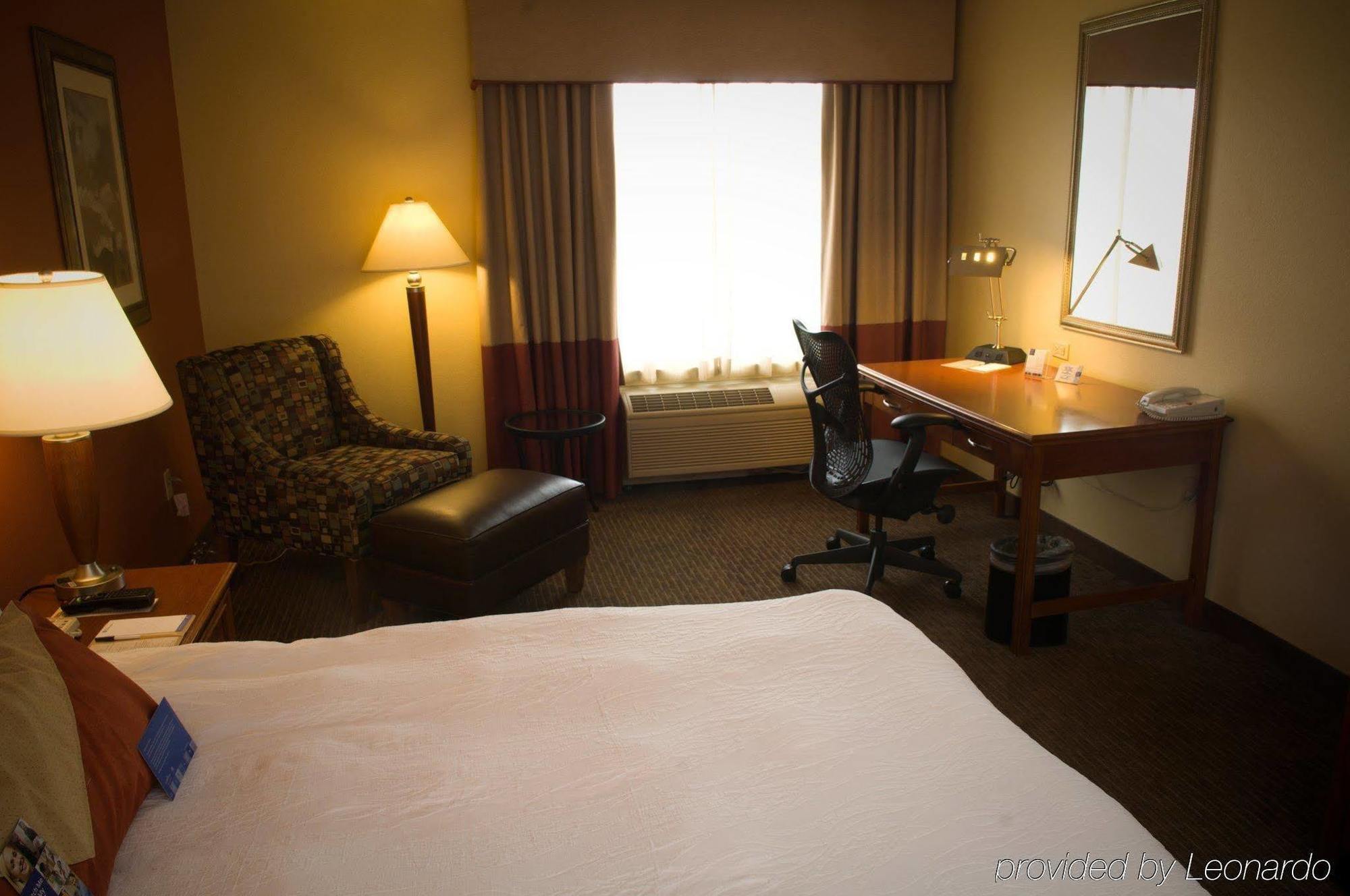 Hilton Garden Inn Colorado Springs North Екстериор снимка